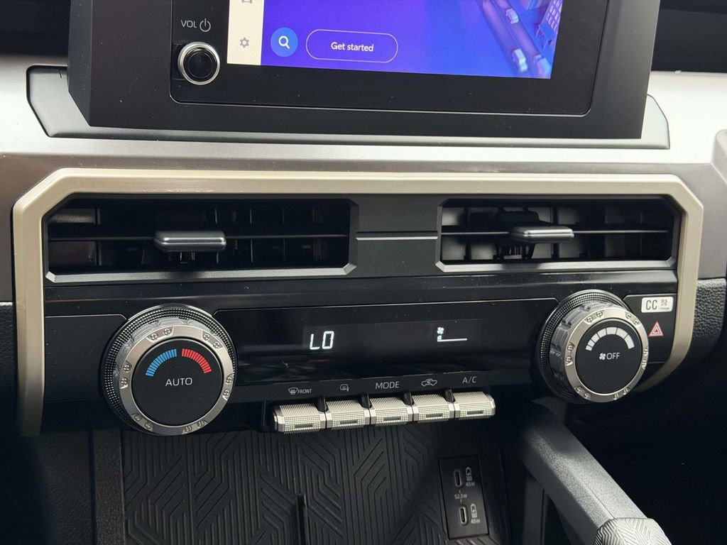 Used 2025 Toyota Tacoma TRD Sport image 5