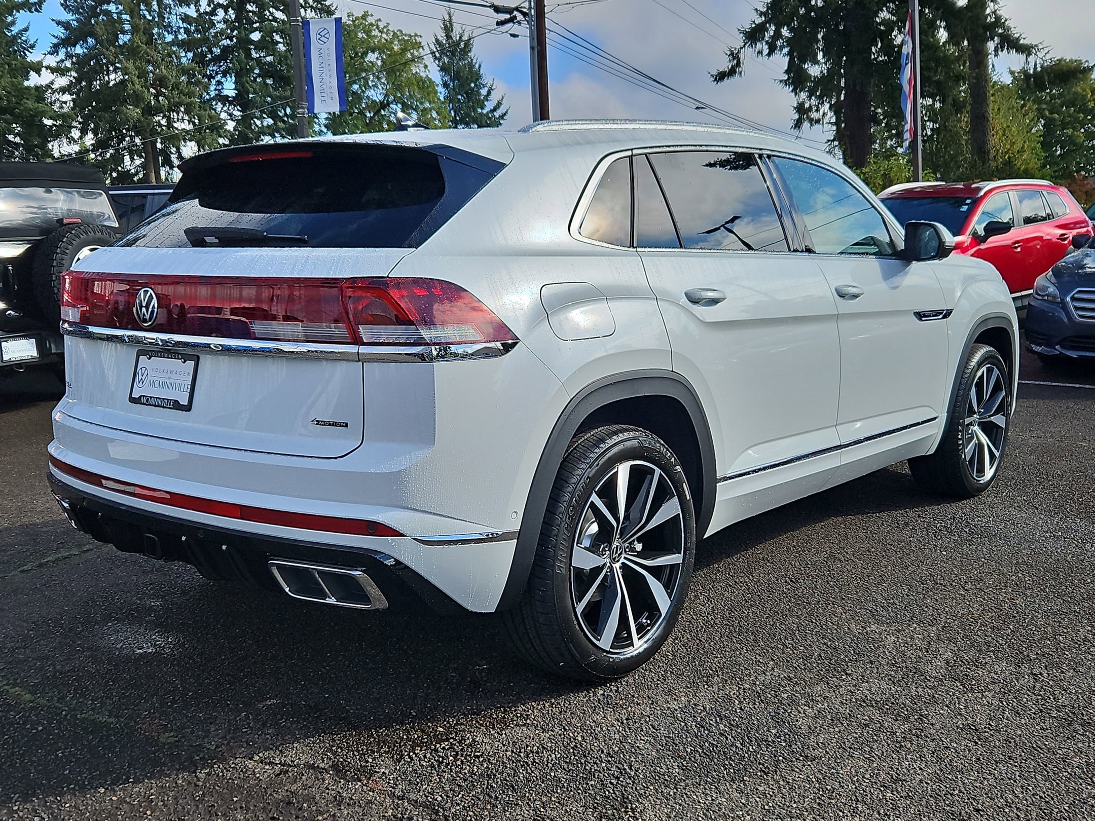 New 2026 Volkswagen Atlas Cross Sport SEL Premium R-Line AWD/4WD image 5