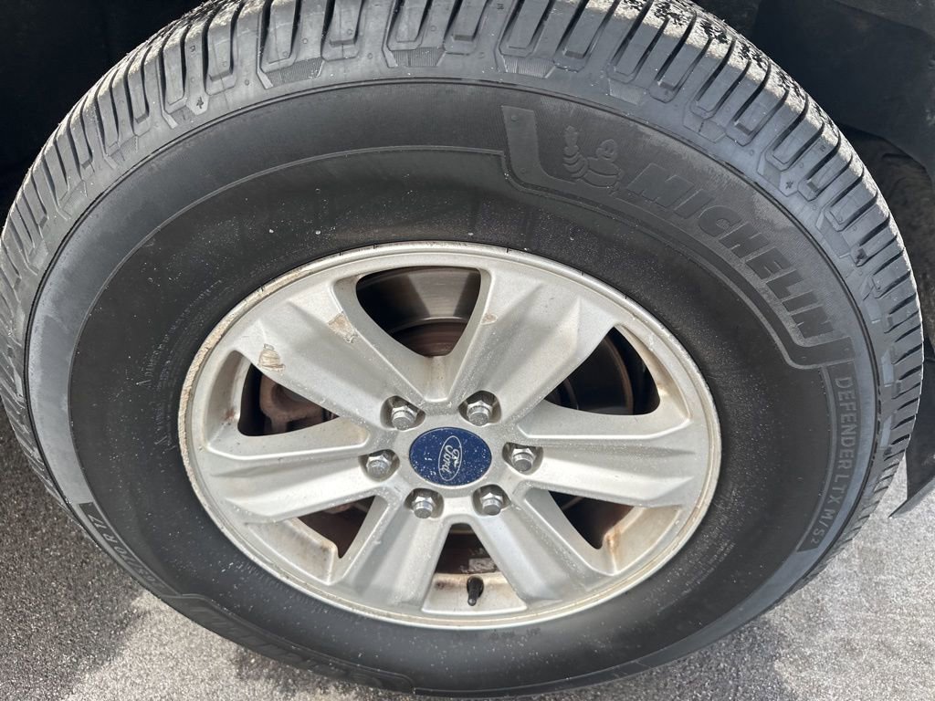 Used 2017 Ford F150 XLT image 31