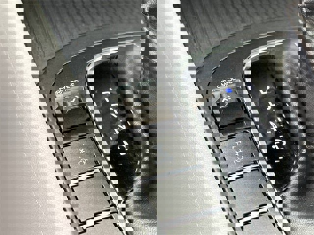 Used 2024 Hyundai Kona SE image 29