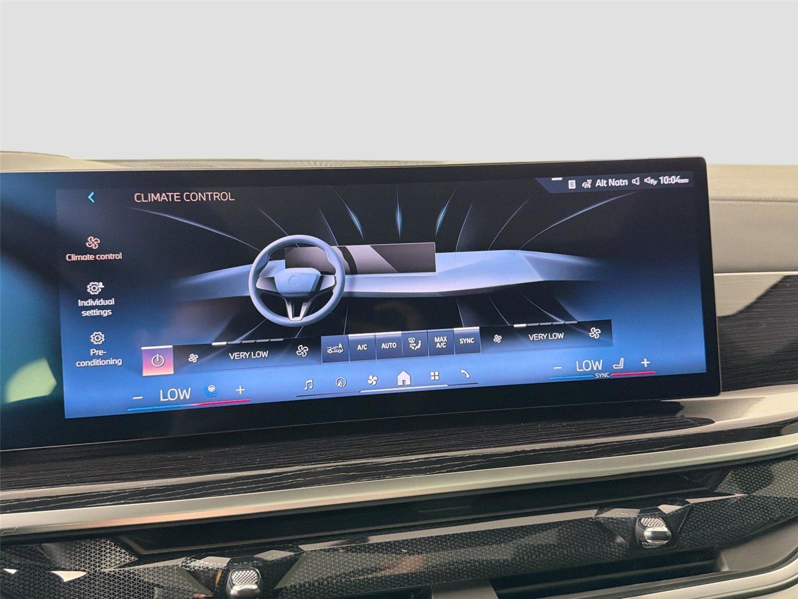 New 2026 BMW X5 xDrive40i w/ M Sport Package AWD/4WD image 16