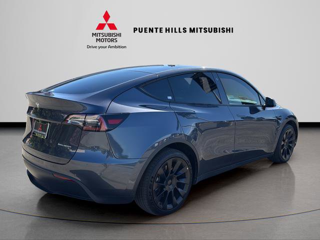 Used 2022 Tesla Model Y Long Range image 5