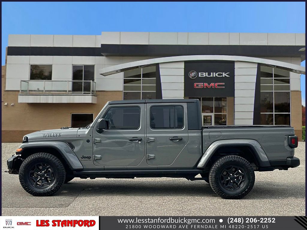 Used 2021 Jeep Gladiator Sport AWD/4WD image 2