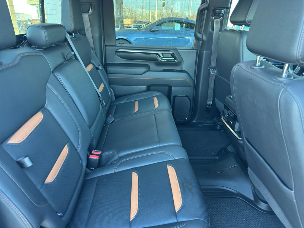 Used 2024 GMC Sierra 2500 AT4 w/ Technology Package image 39