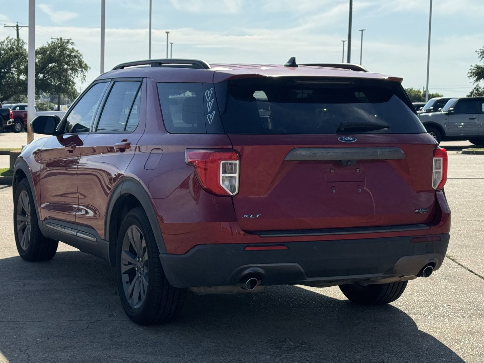 Used 2022 Ford Explorer XLT w/ Equipment Group 202A RWD image 6