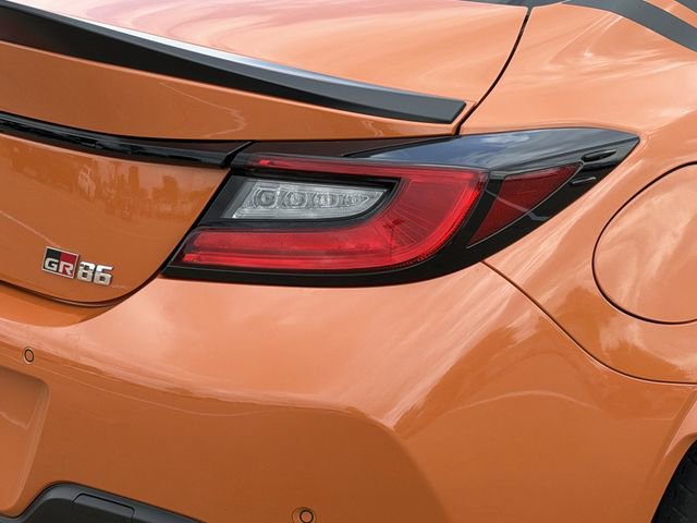 Used 2023 Toyota GR86 10th Anniversary SE image 7