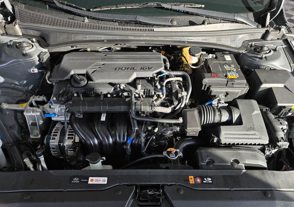 New 2026 Hyundai Elantra Sport image 12