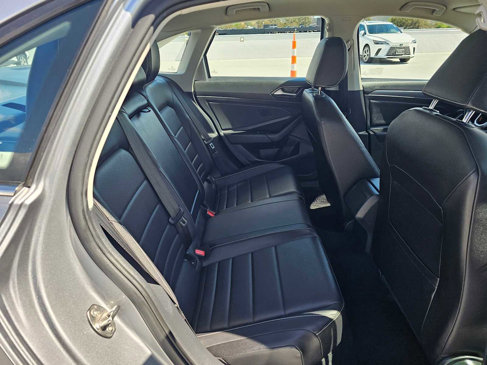 Used 2024 Volkswagen Jetta SE FWD image 12