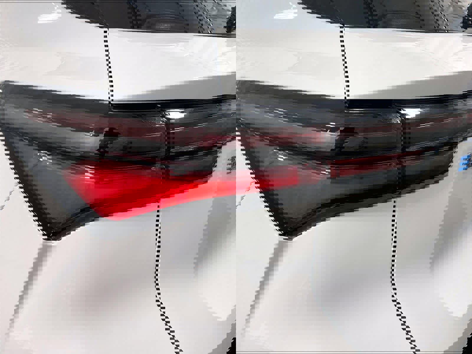 Used 2024 Chevrolet Equinox EV LT image 34