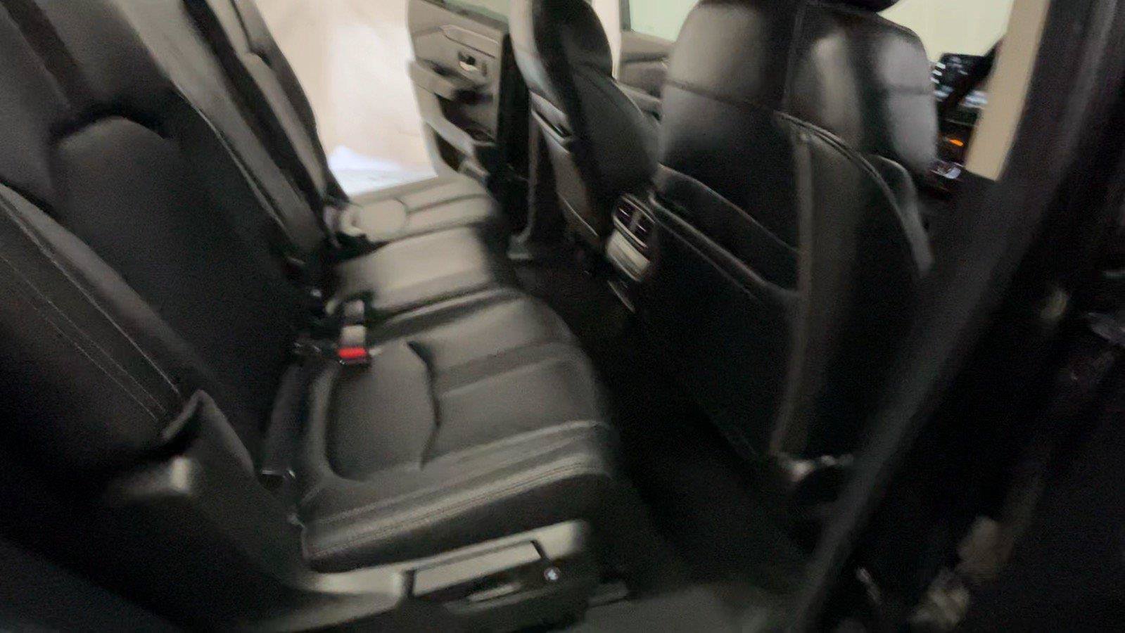 Certified 2025 Honda Pilot EX-L image 24