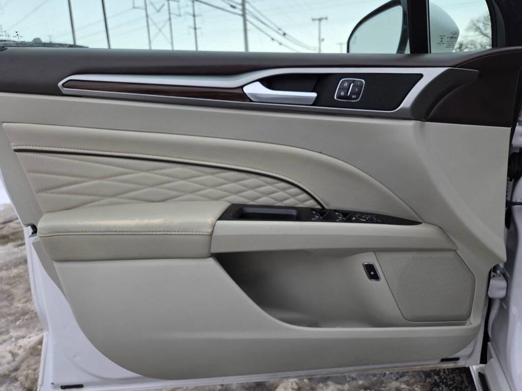 Used 2017 Ford Fusion Energi Platinum image 17
