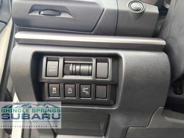 Used 2022 Subaru Crosstrek 2.5i Limited w/ Moonroof Package 2 AWD/4WD image 49