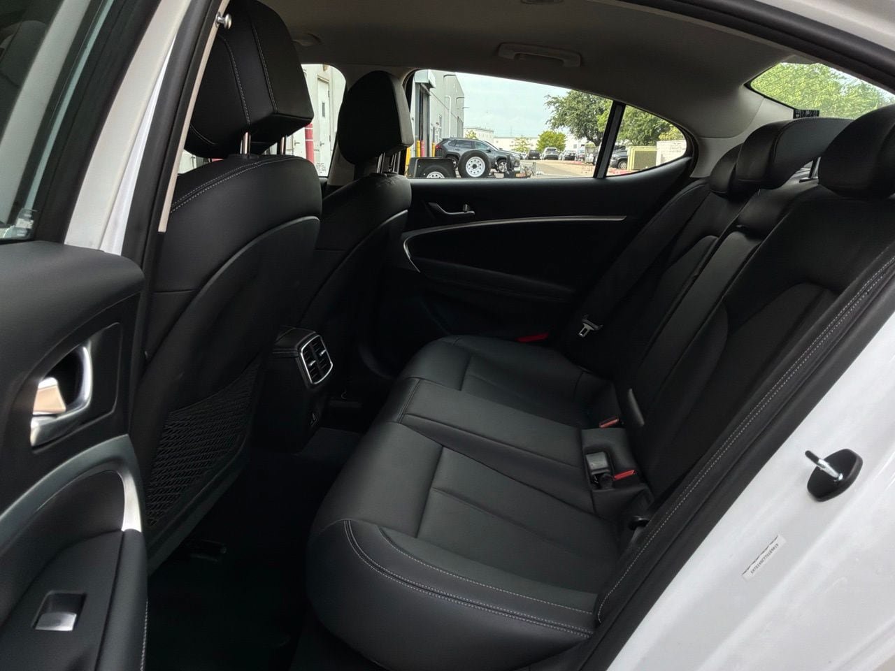 Used 2026 Genesis G70 2.5T RWD image 11