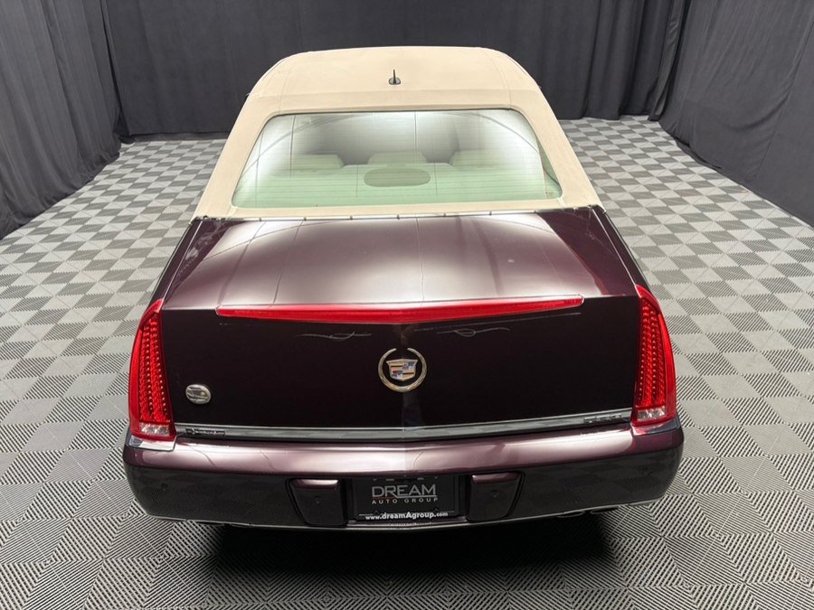 Used 2008 Cadillac DTS Luxury I FWD image 4