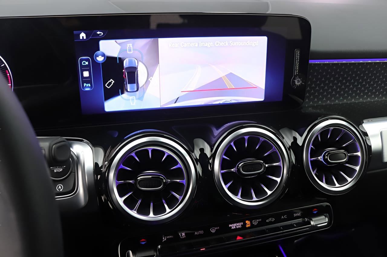 Certified 2026 Mercedes-Benz GLB 250 image 13