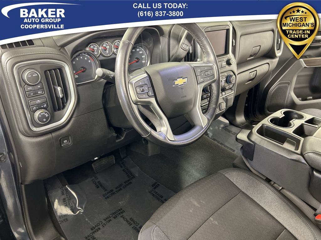 Used 2022 Chevrolet Silverado 1500 LT image 11