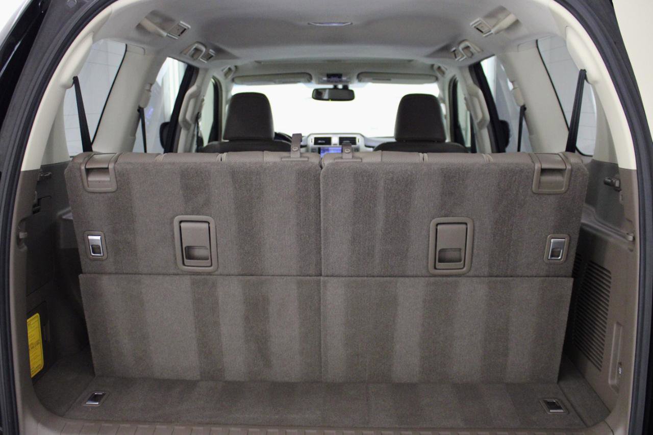 Used 2017 Lexus GX 460 Premium w/ Premium Package image 73