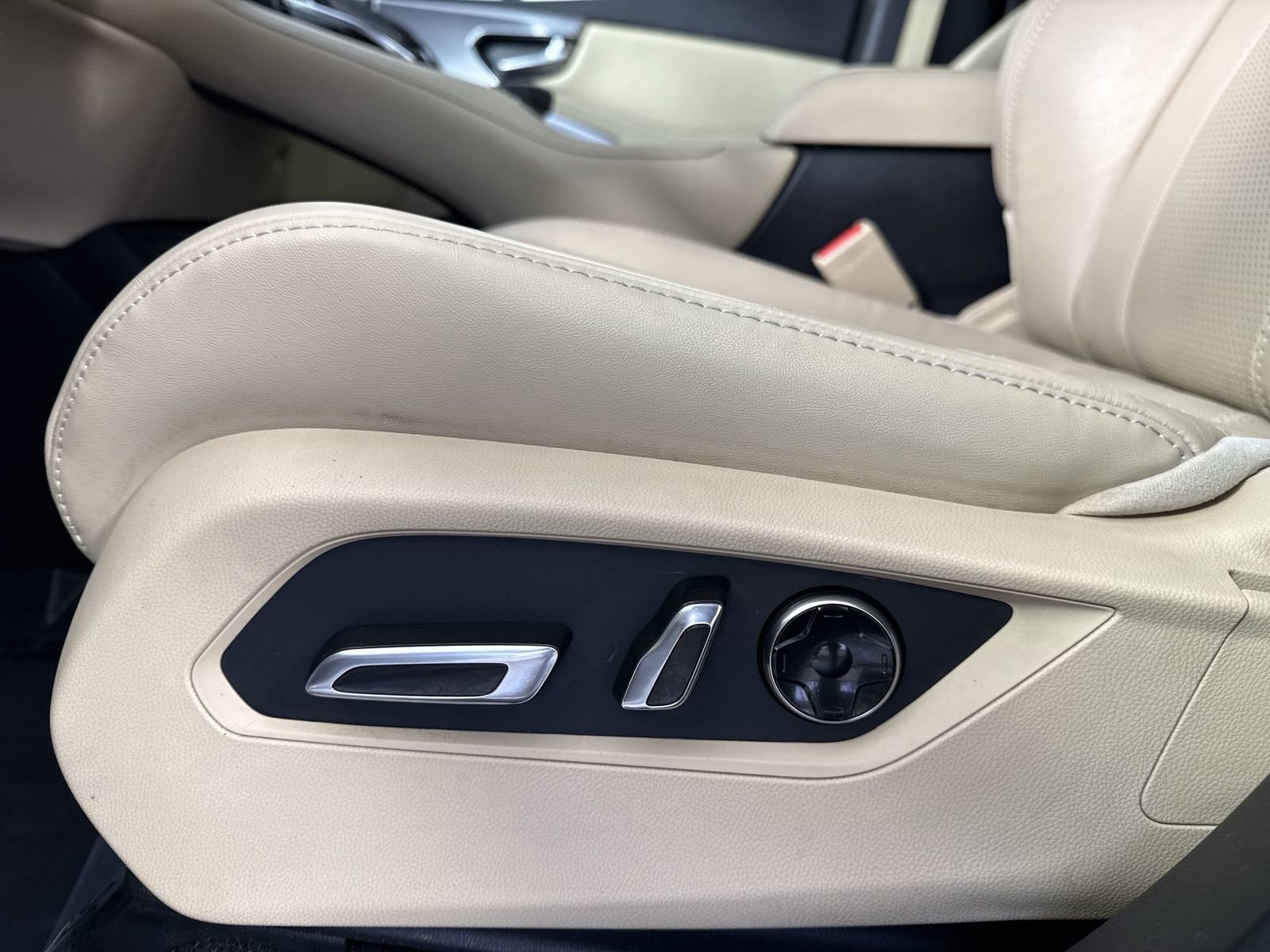 Used 2019 Acura RDX w/ Technology Package FWD image 21