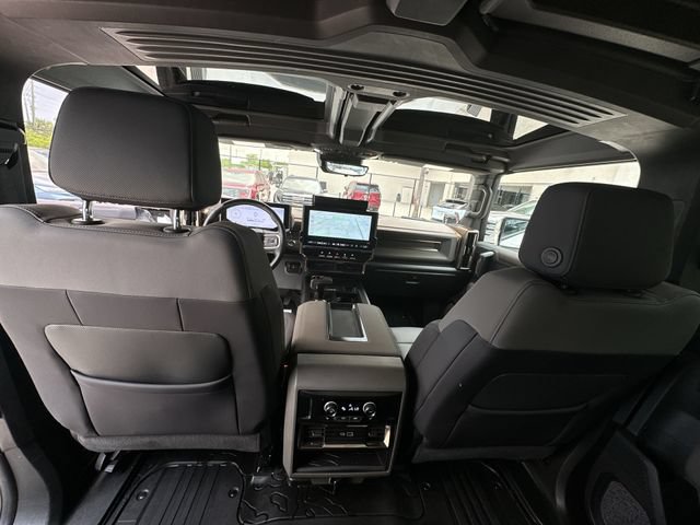 Certified 2025 GMC Hummer EV 2X AWD/4WD image 16