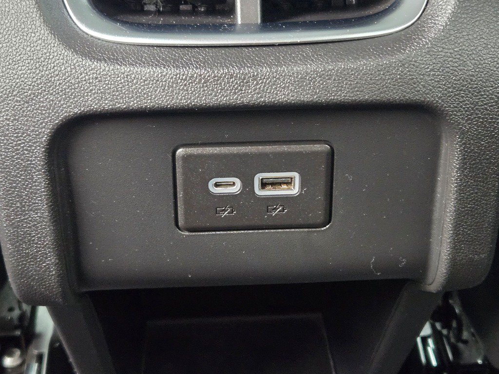 Certified 2023 Chevrolet Blazer LT w/ Convenience Package FWD image 18