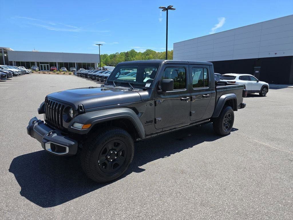 Used 2023 Jeep Gladiator Sport w/ Trailer Tow Package AWD/4WD image 7