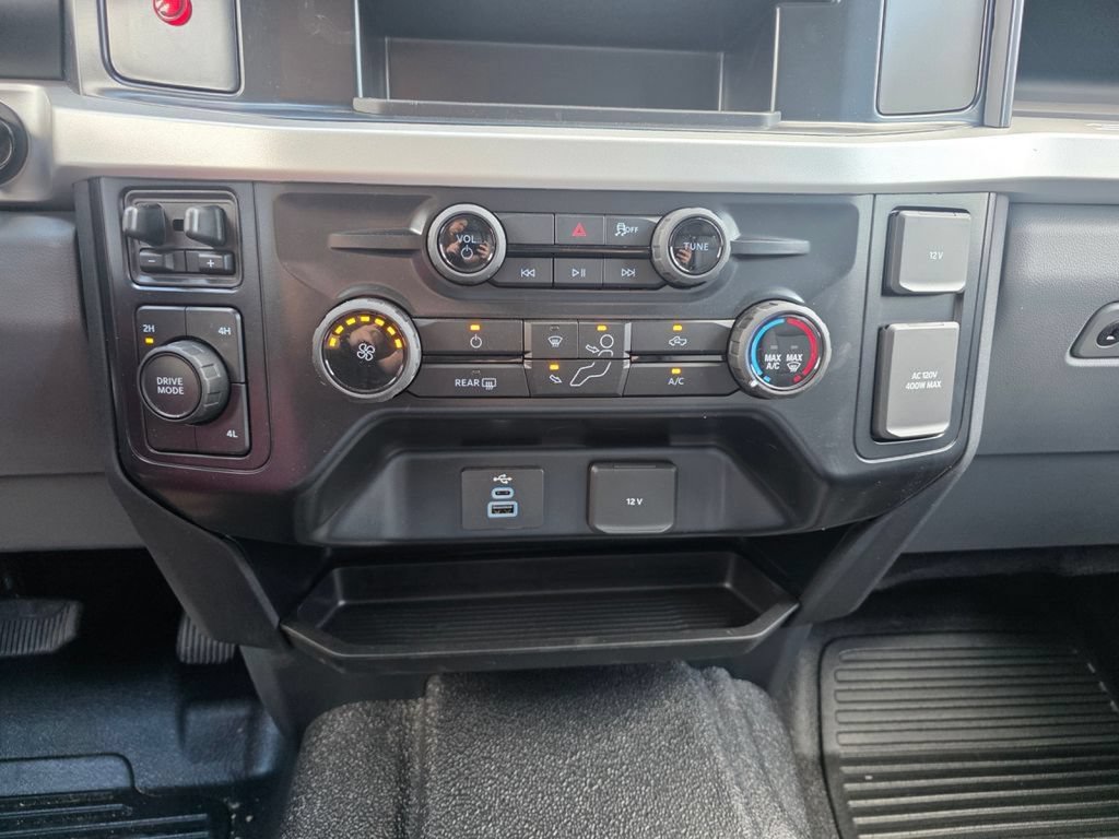 New 2026 Ford F550 4x4 Supercab Super Duty image 37