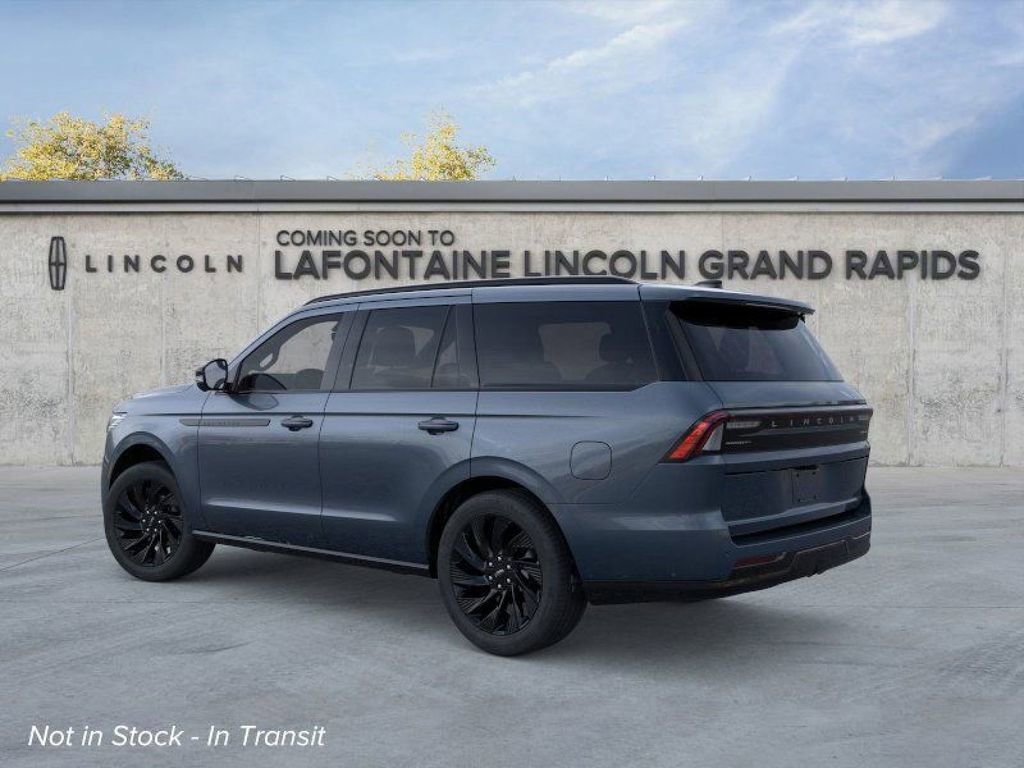 New 2025 Lincoln Navigator Reserve w/ Jet Appearance Package image 4