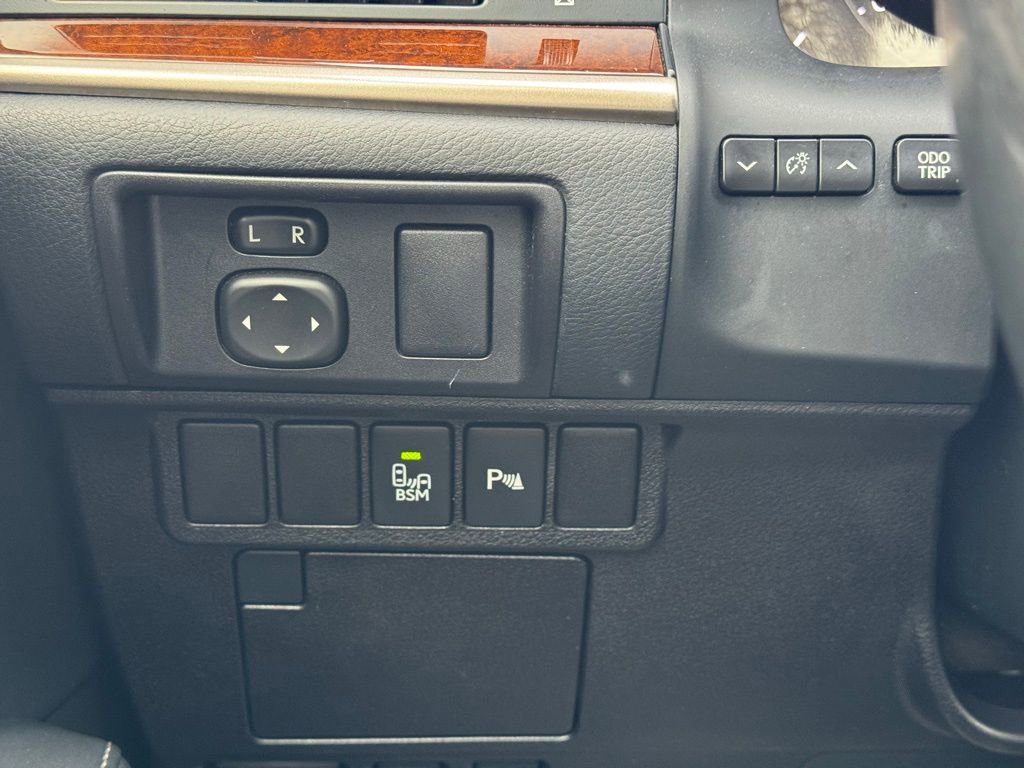 Used 2014 Lexus ES 350 image 29