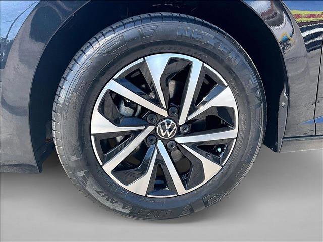 Used 2023 Volkswagen Jetta S image 9
