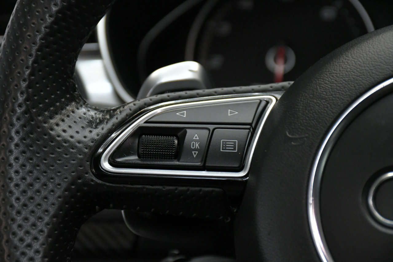 Used 2017 Audi RS 7 Performance w/ Driver Assistance Package image 23