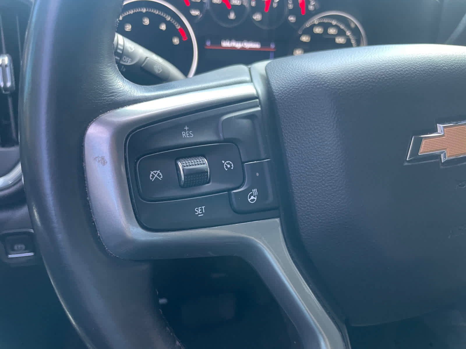 Used 2022 Chevrolet Silverado 1500 LTZ w/ LTZ Premium Package image 33