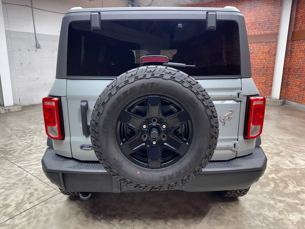 Used 2024 Ford Bronco Black Diamond AWD/4WD image 5