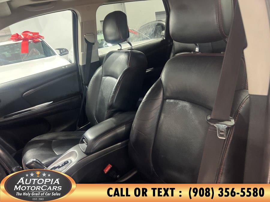 Used 2014 Dodge Journey R/T w/ Flexible Seating Group AWD/4WD image 9