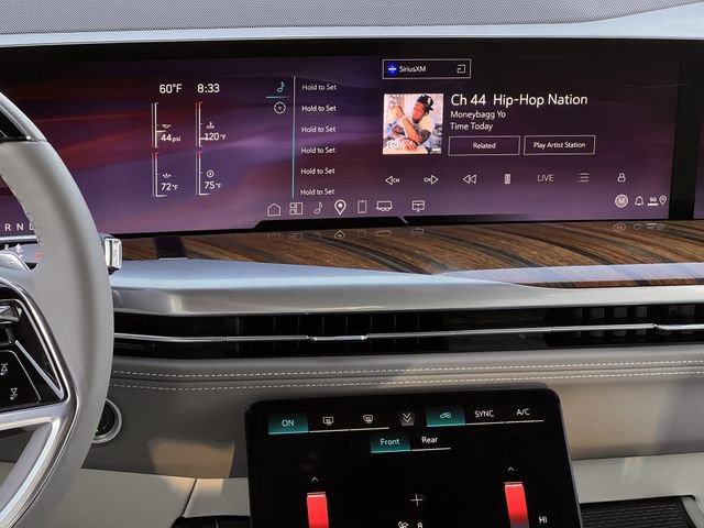 Certified 2025 Cadillac Escalade ESV Sport Platinum w/ LPO, ONYX Package image 15