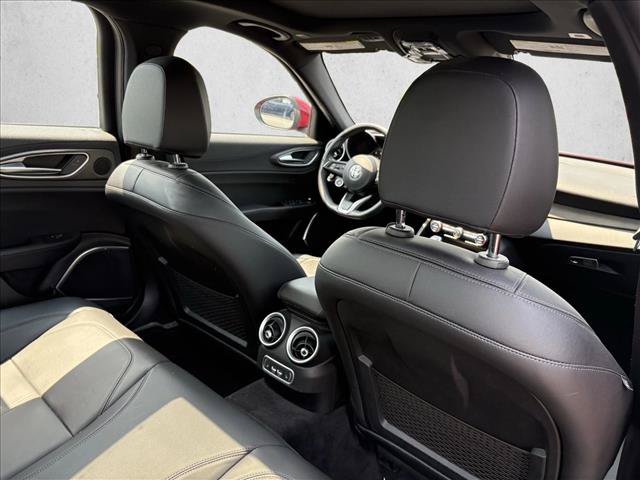 Used 2022 Alfa Romeo Giulia Ti w/ Active Assist Plus Package RWD image 26