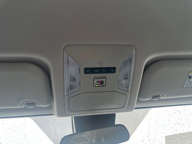 Used 2024 Toyota RAV4 LE image 21