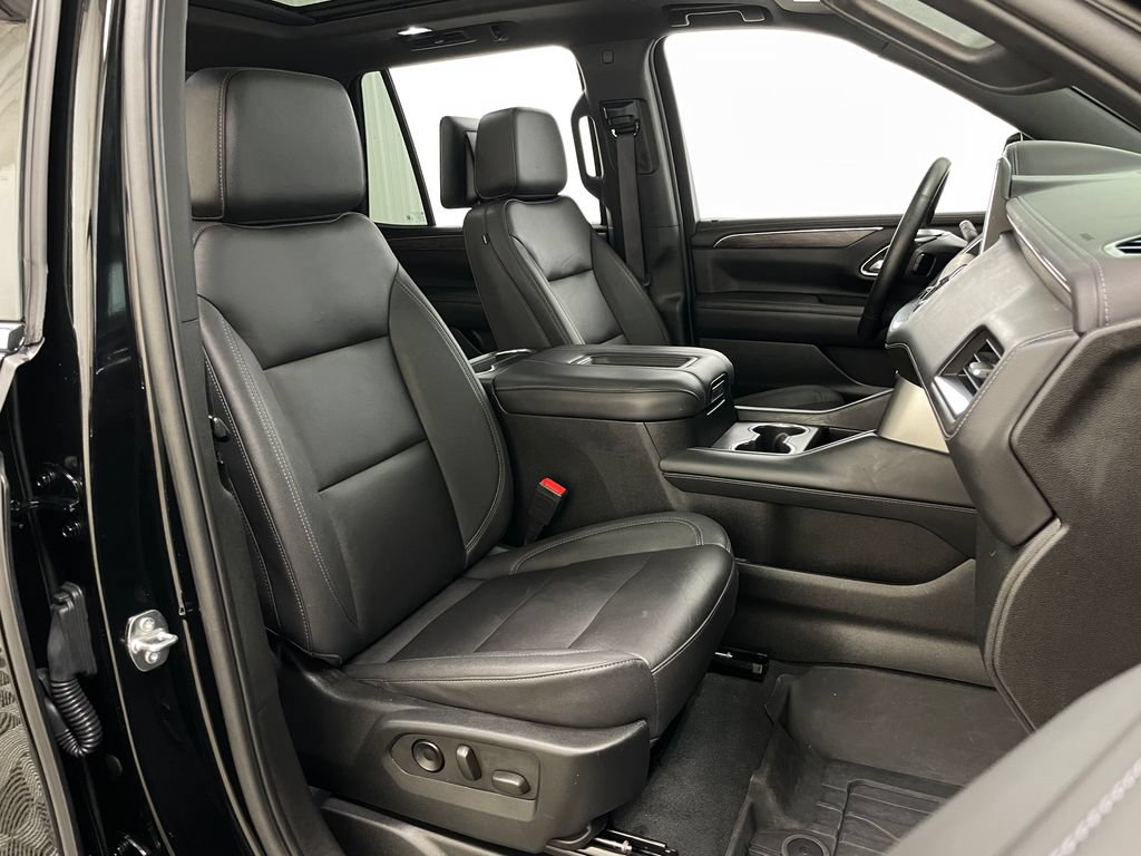 Used 2023 Chevrolet Tahoe LT w/ LT Signature Plus Package AWD/4WD image 46