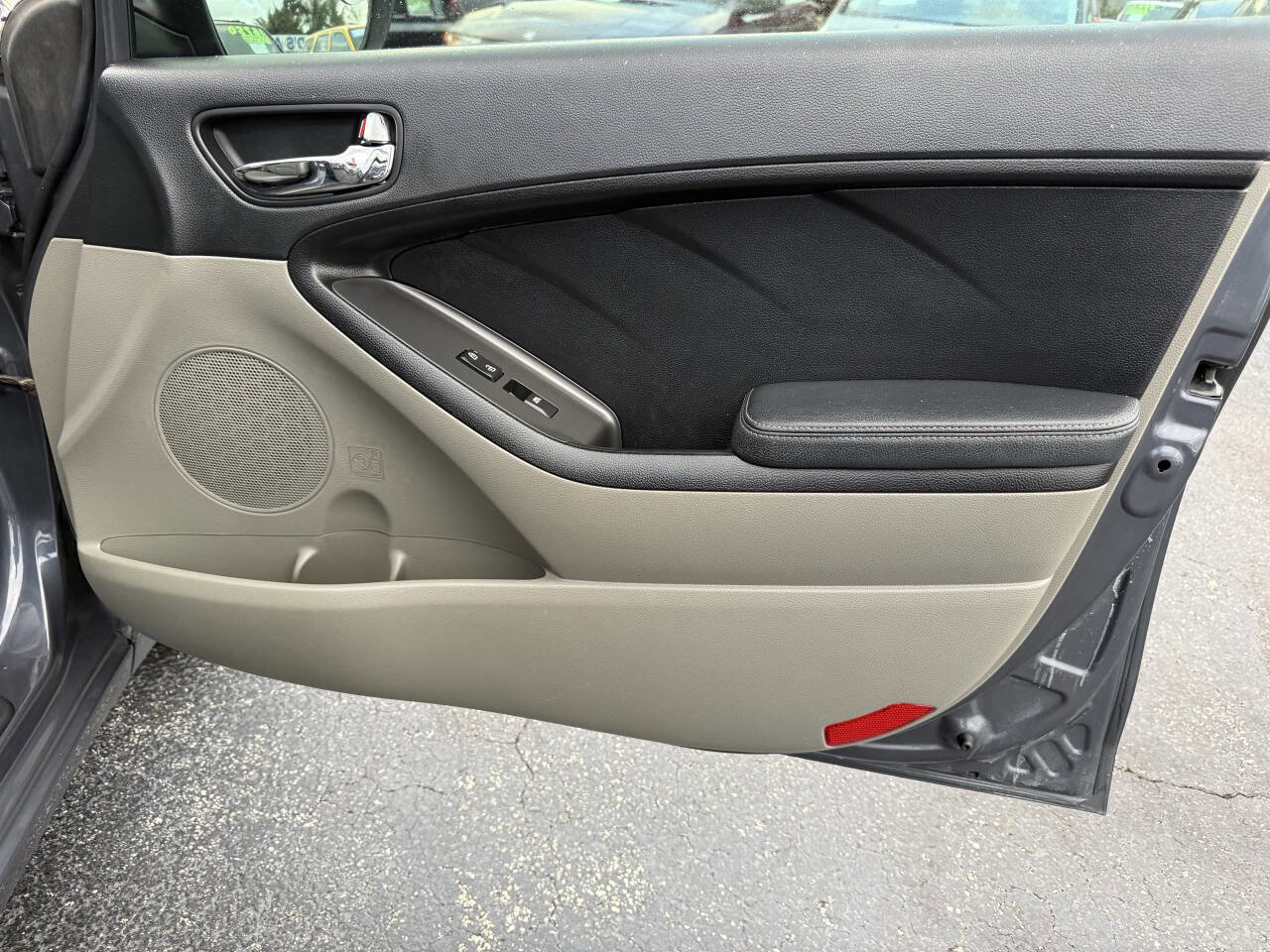 Used 2014 Kia Forte EX w/ EX Premium Package image 22