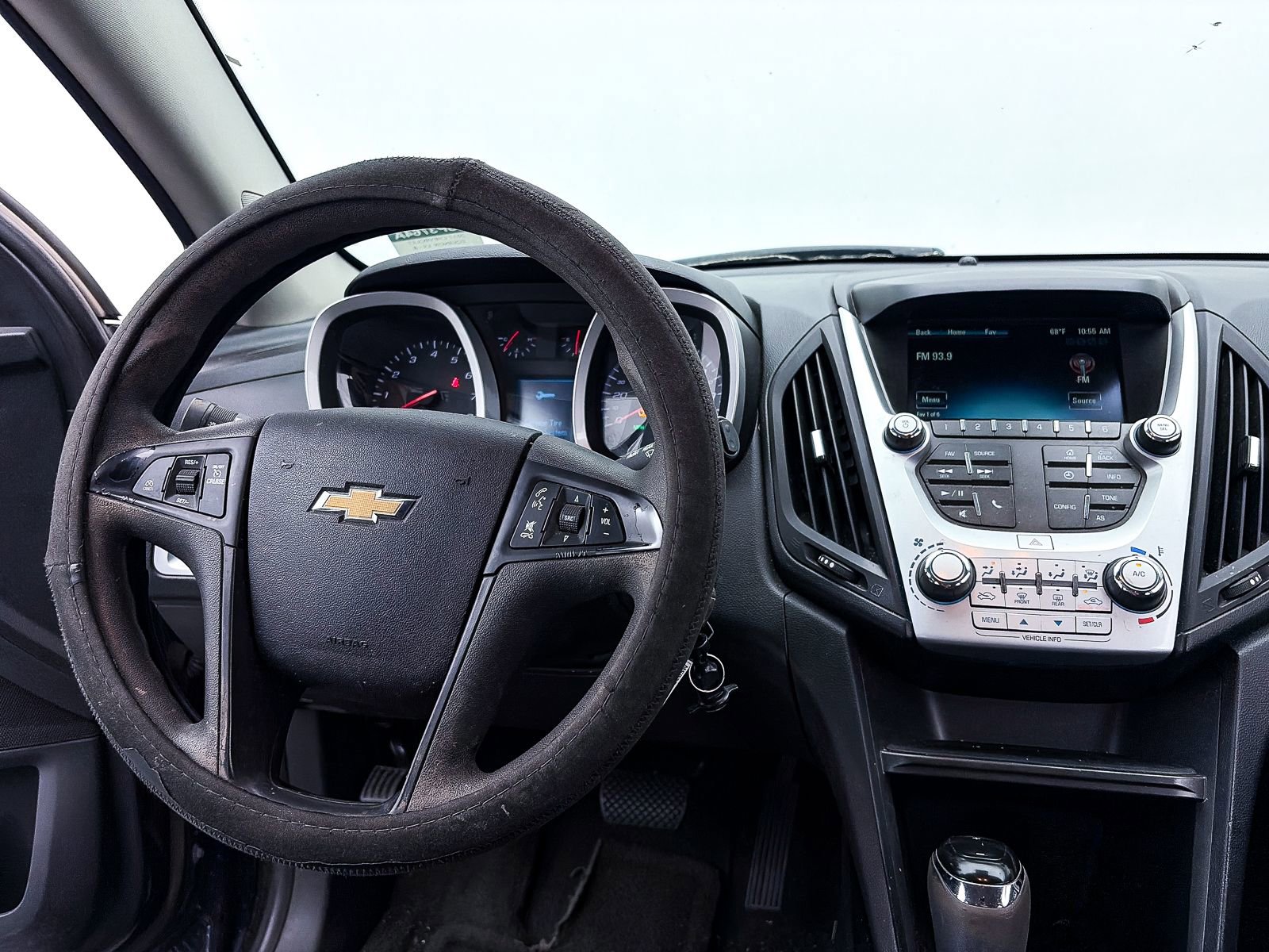 Used 2017 Chevrolet Equinox LS w/ LPO, Protection Package image 2