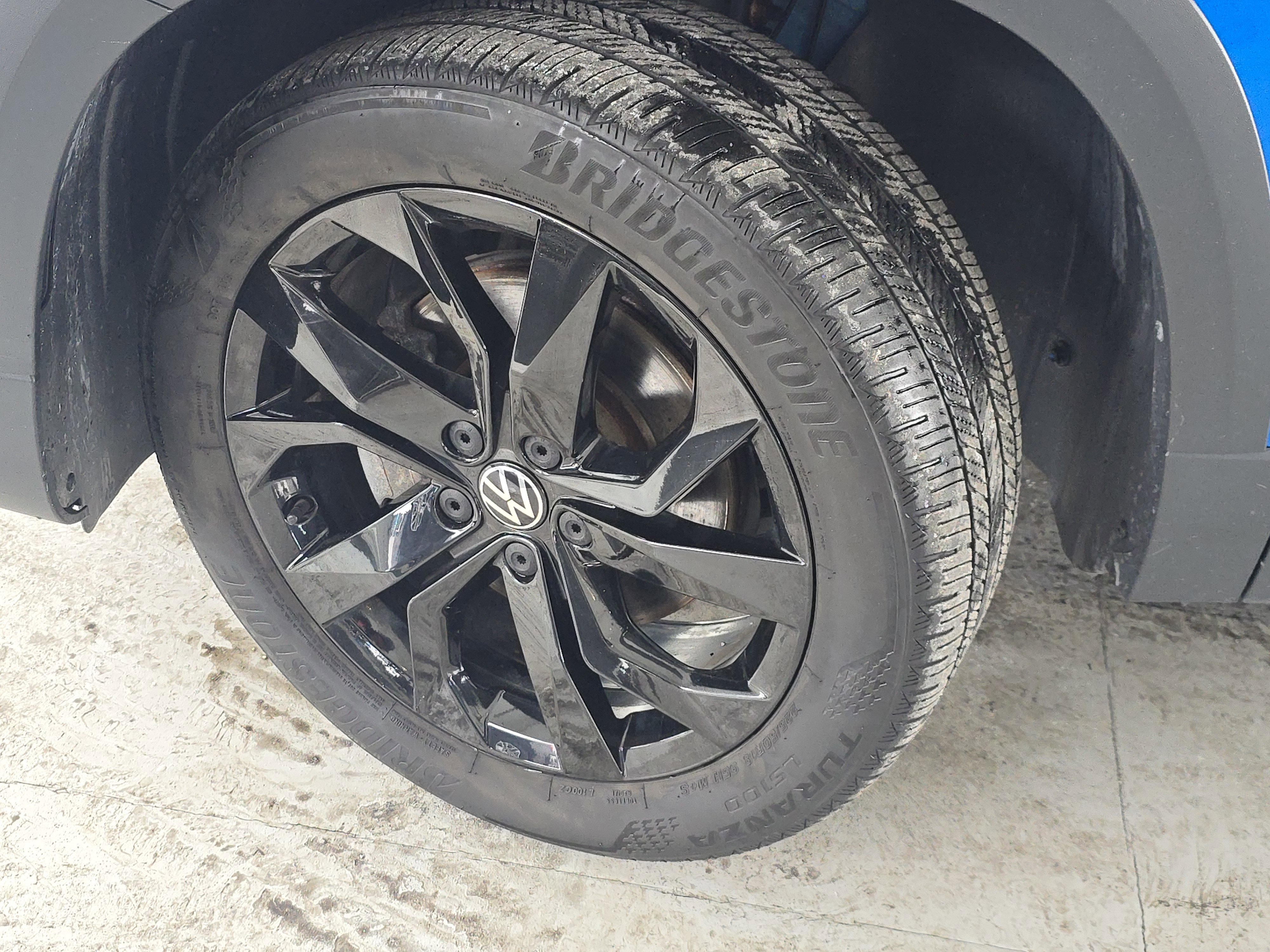 Used 2023 Volkswagen Taos SE image 10