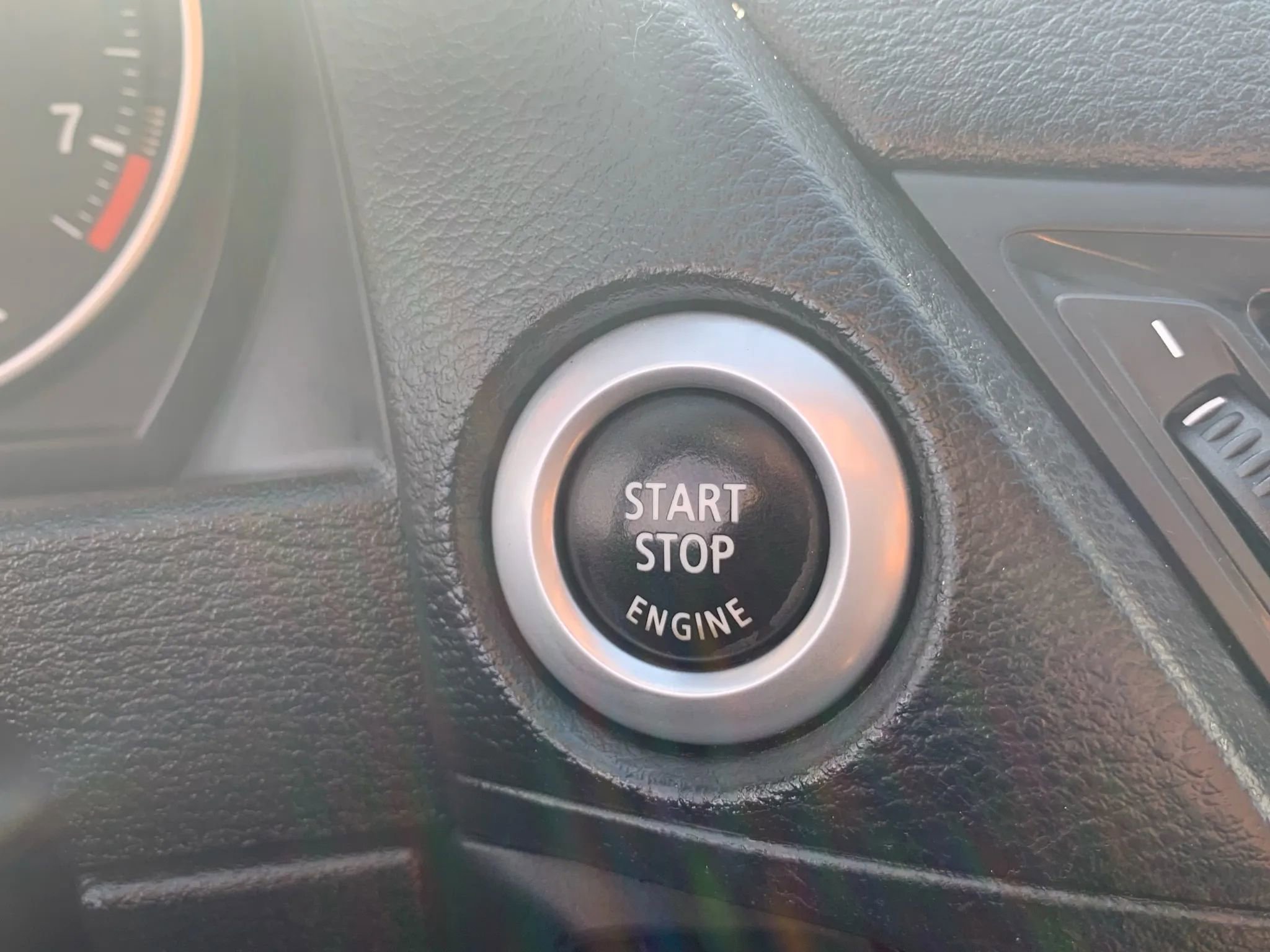 Used 2015 BMW X1 xDrive28i image 14