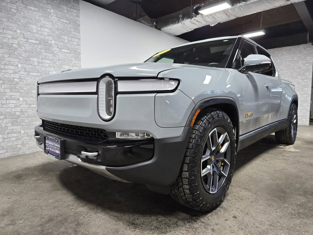 Used 2022 Rivian R1T Adventure image 5