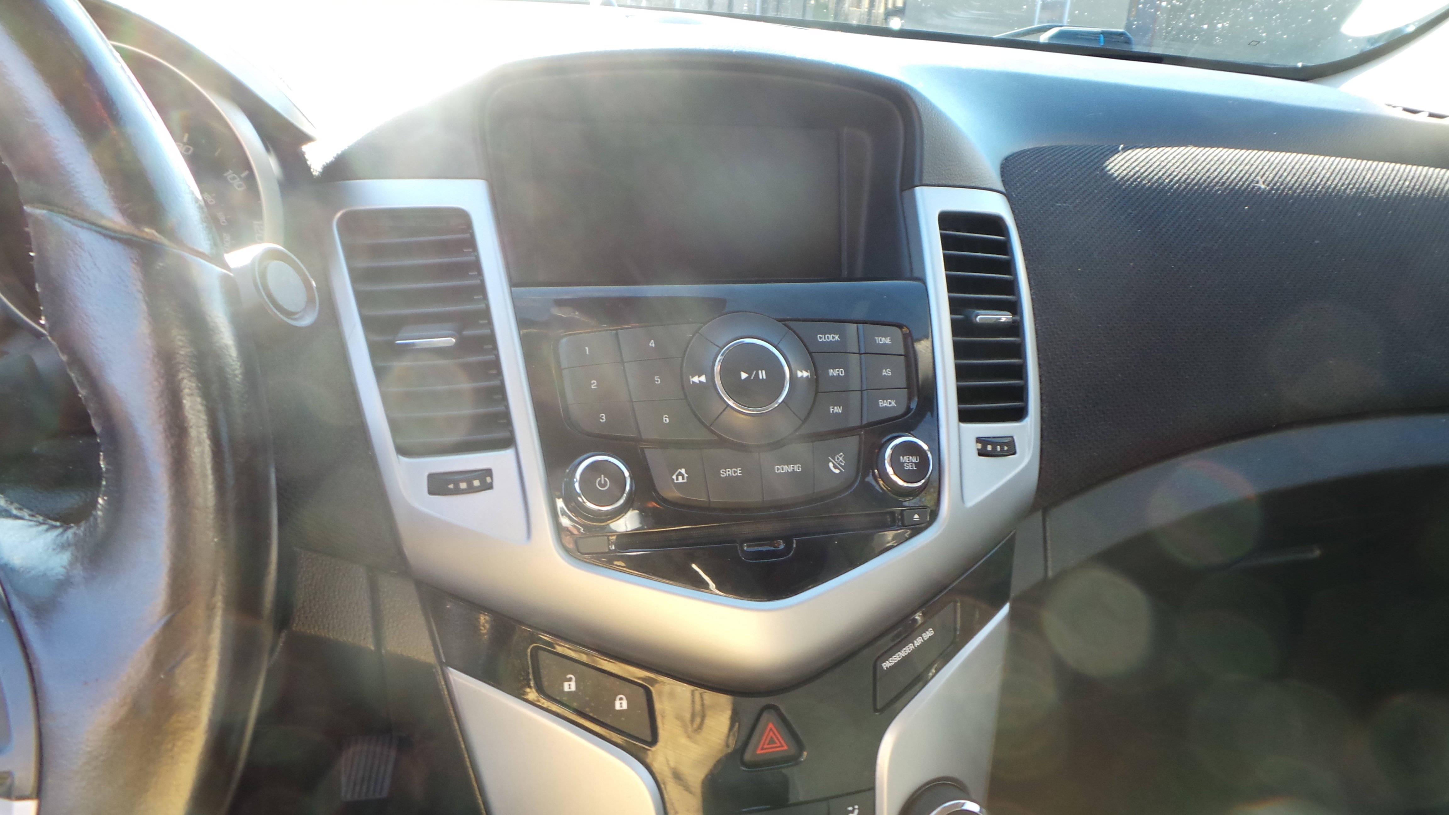 Used 2014 Chevrolet Cruze LT image 14