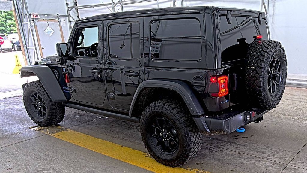 Certified 2024 Jeep Wrangler Unlimited AWD/4WD image 4