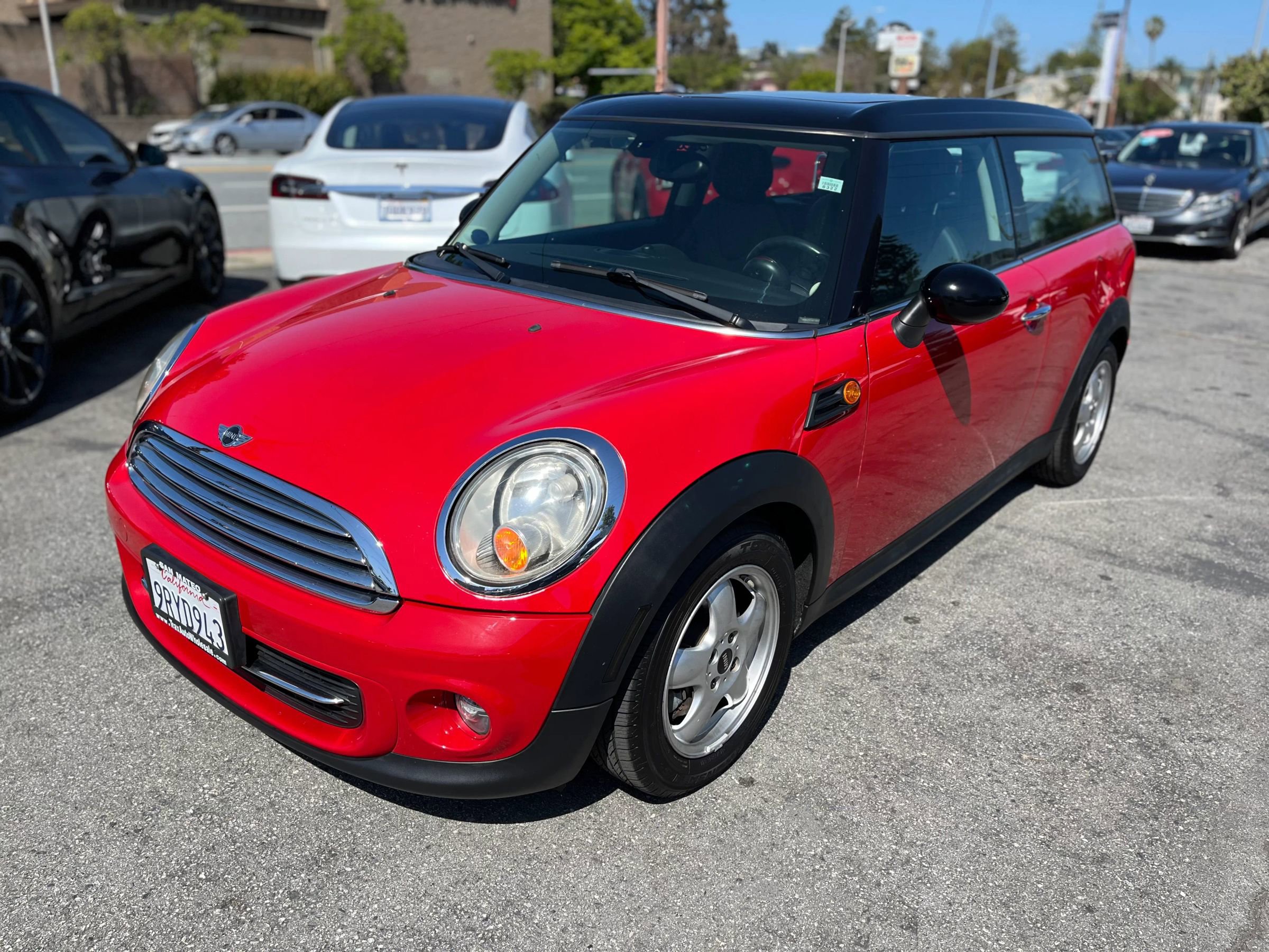 Used 2011 MINI Cooper Clubman image 3