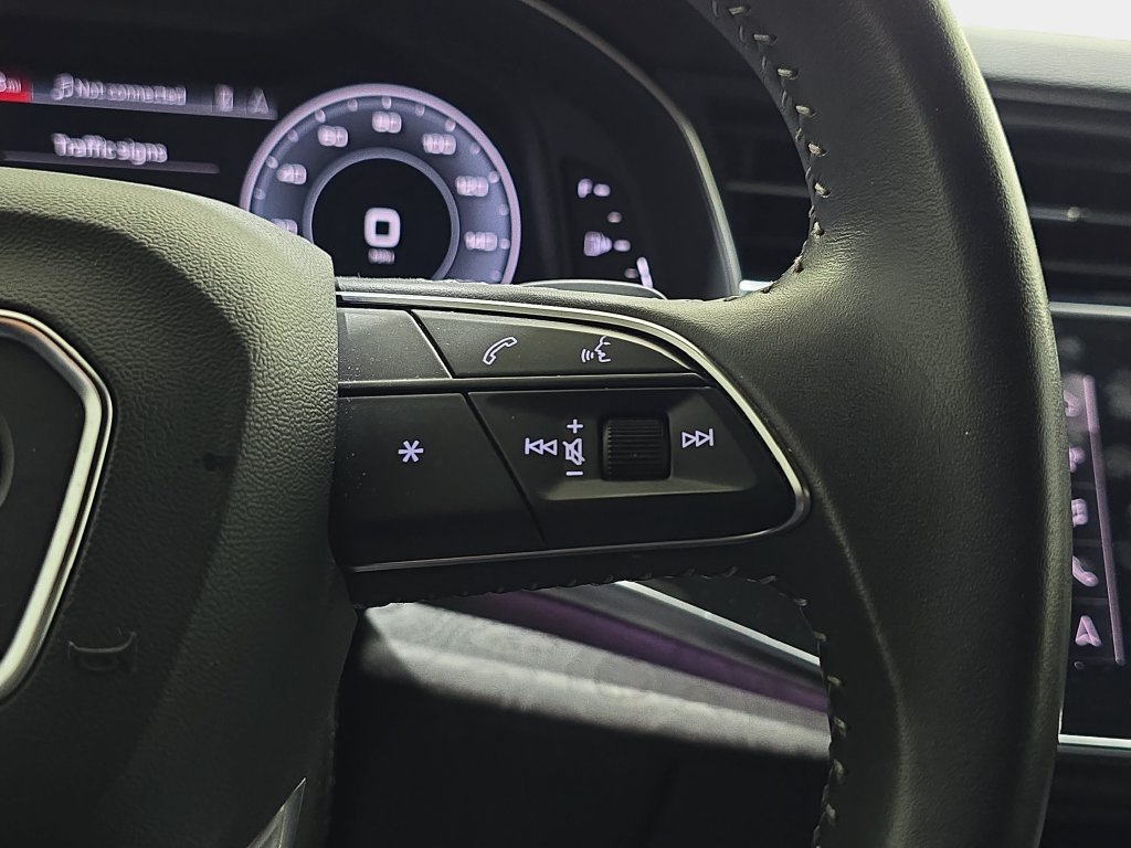 Used 2020 Audi Q8 Premium Plus AWD/4WD image 19