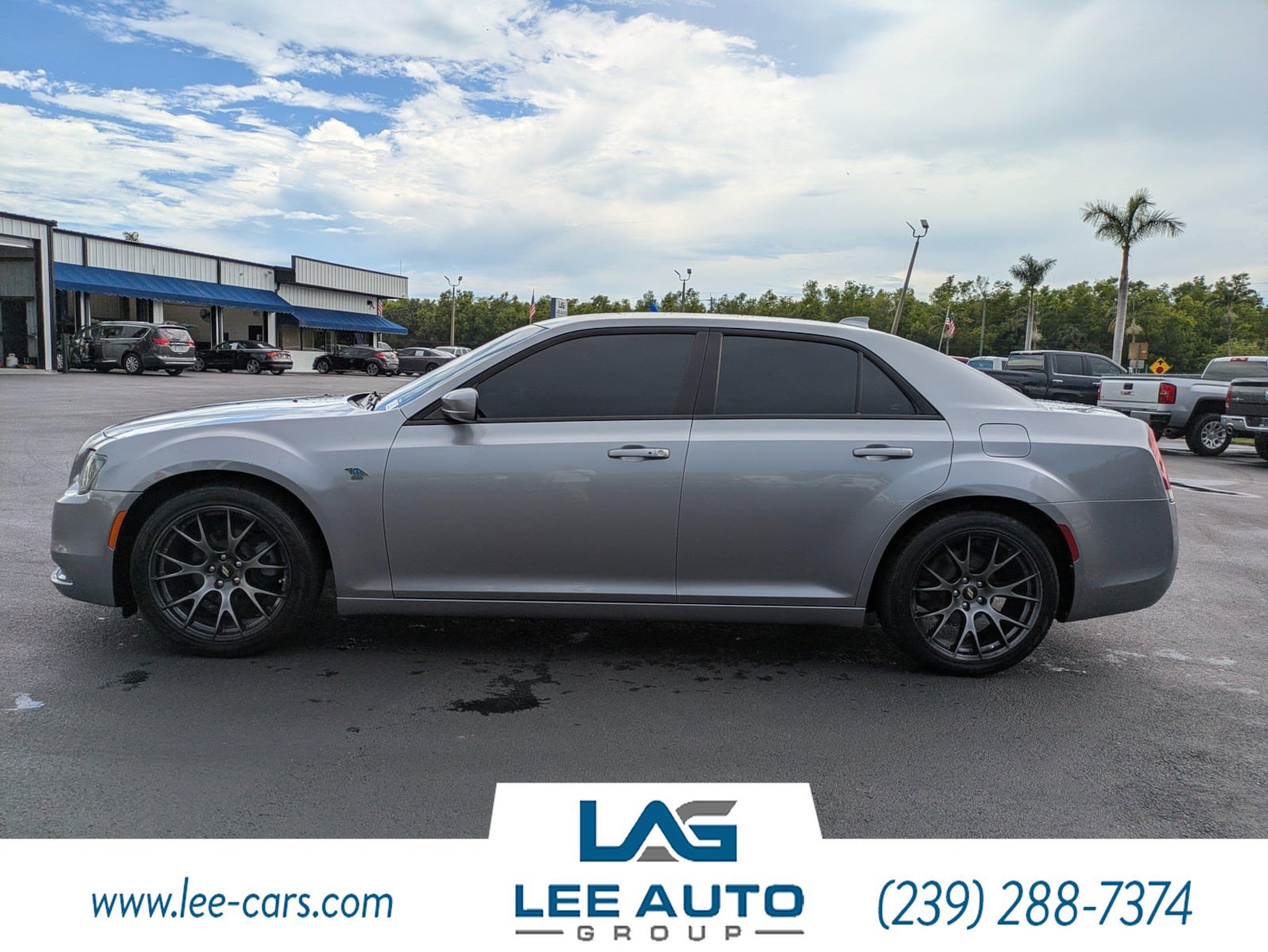 Used 2017 Chrysler 300 S RWD image 6