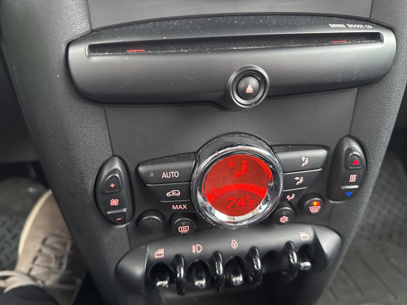 Used 2011 MINI Cooper Hardtop image 19