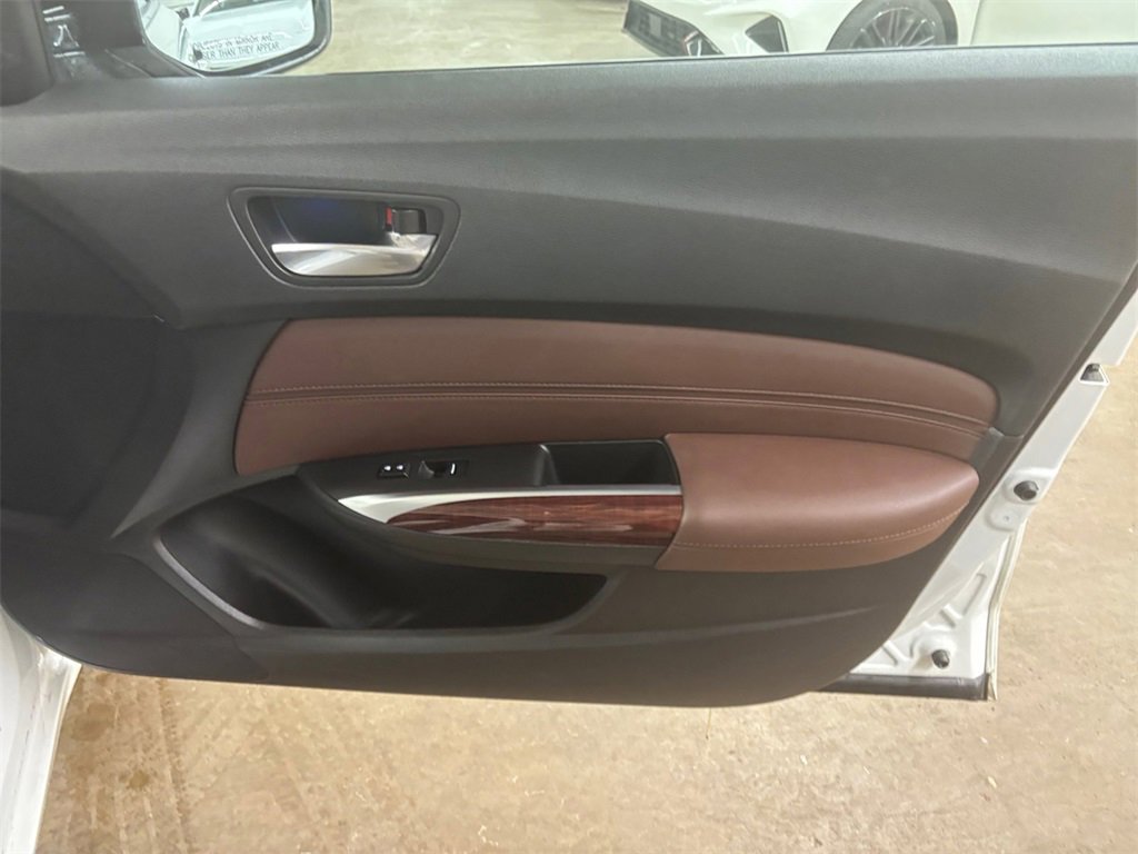 Certified 2017 Acura TLX V6 SH-AWD w/ Technology Pkg image 20