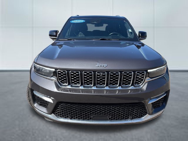 Used 2023 Jeep Grand Cherokee Summit w/ Advanced Protech Group IV AWD/4WD image 6